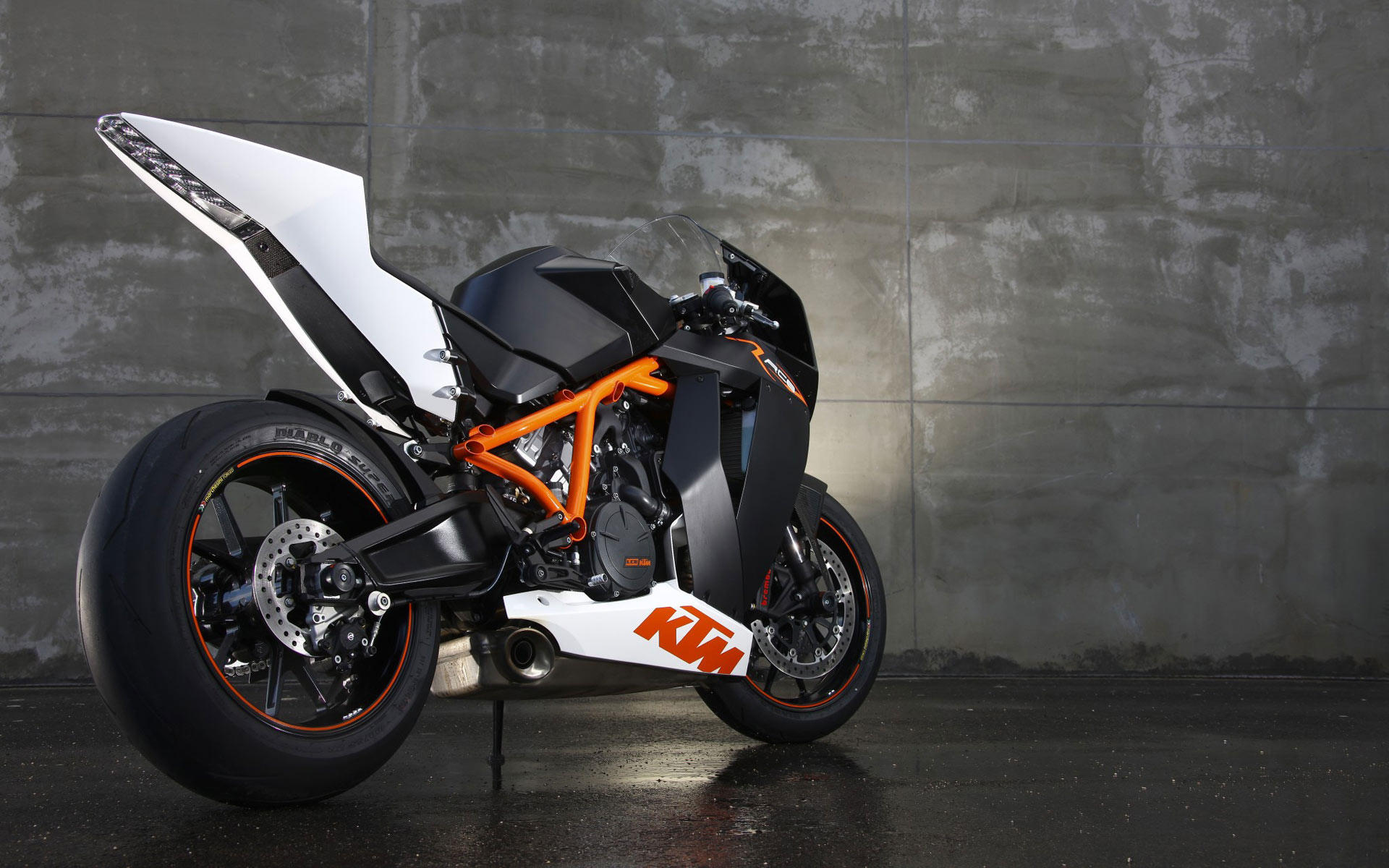 KTM 1190 RC8 R6532717664